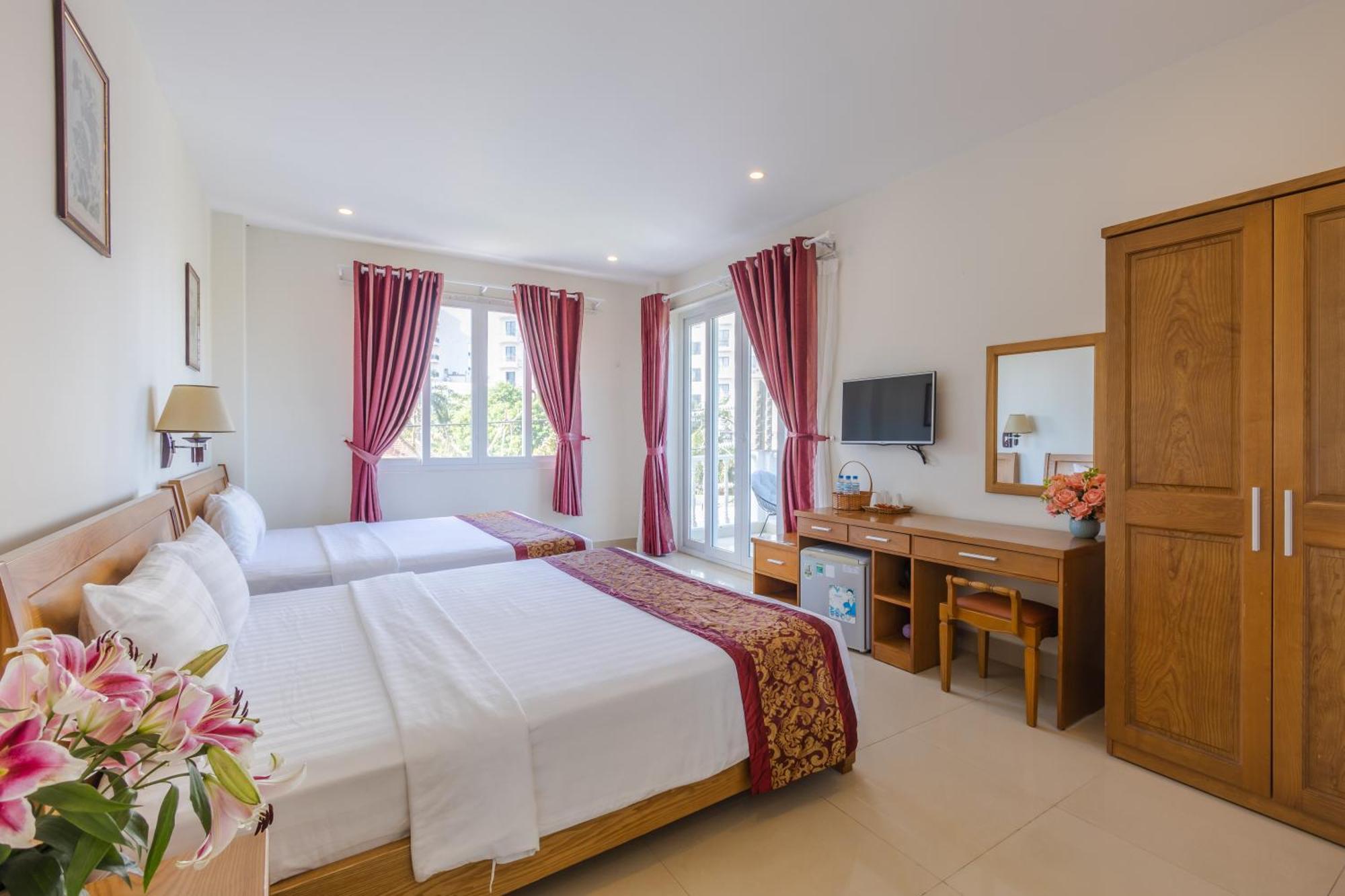 T&T Hotel And Spa Дуонг-Донг Экстерьер фото