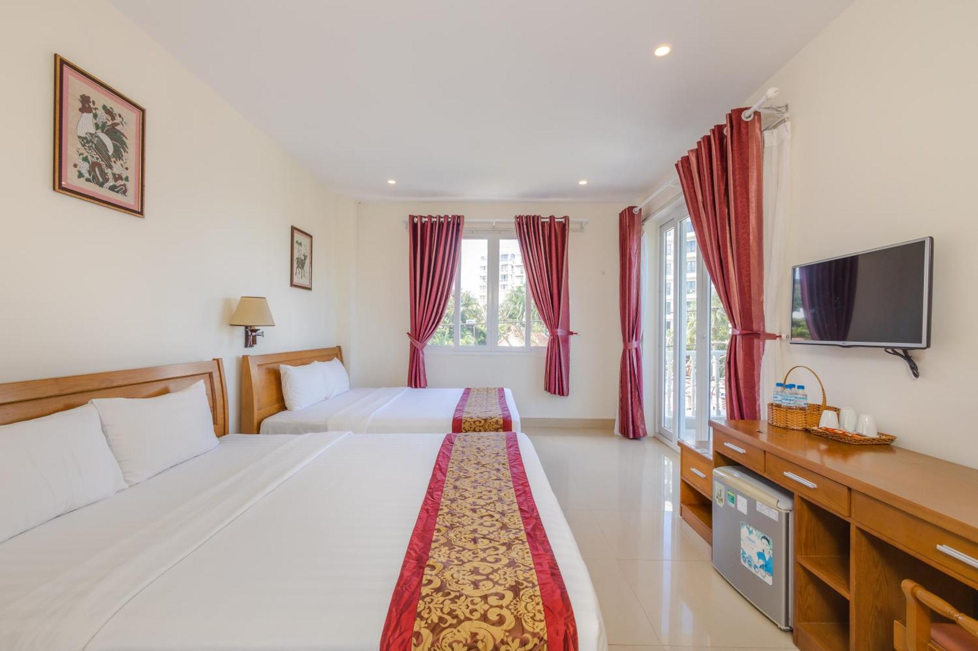 T&T Hotel And Spa Дуонг-Донг Экстерьер фото